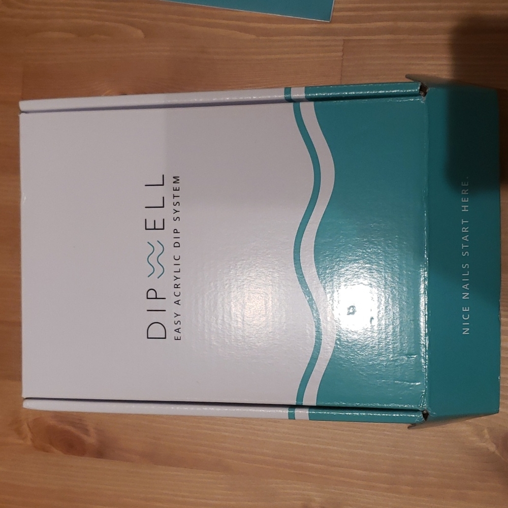 Dipwell nail kit
